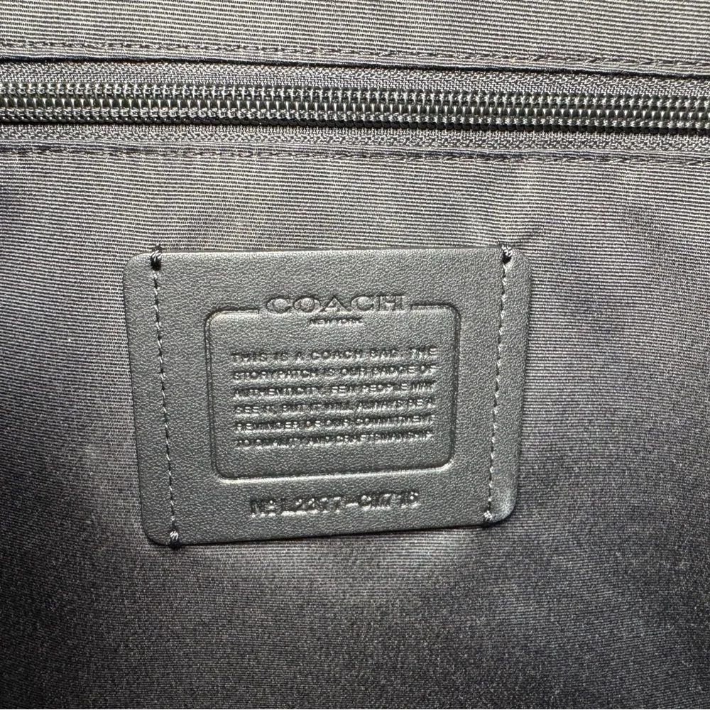 Coach Smith Tote NWT - Picture 4 of 8